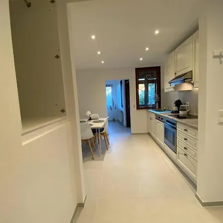 Apartment Vali's One *