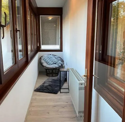 Vali's One Апартаменты *